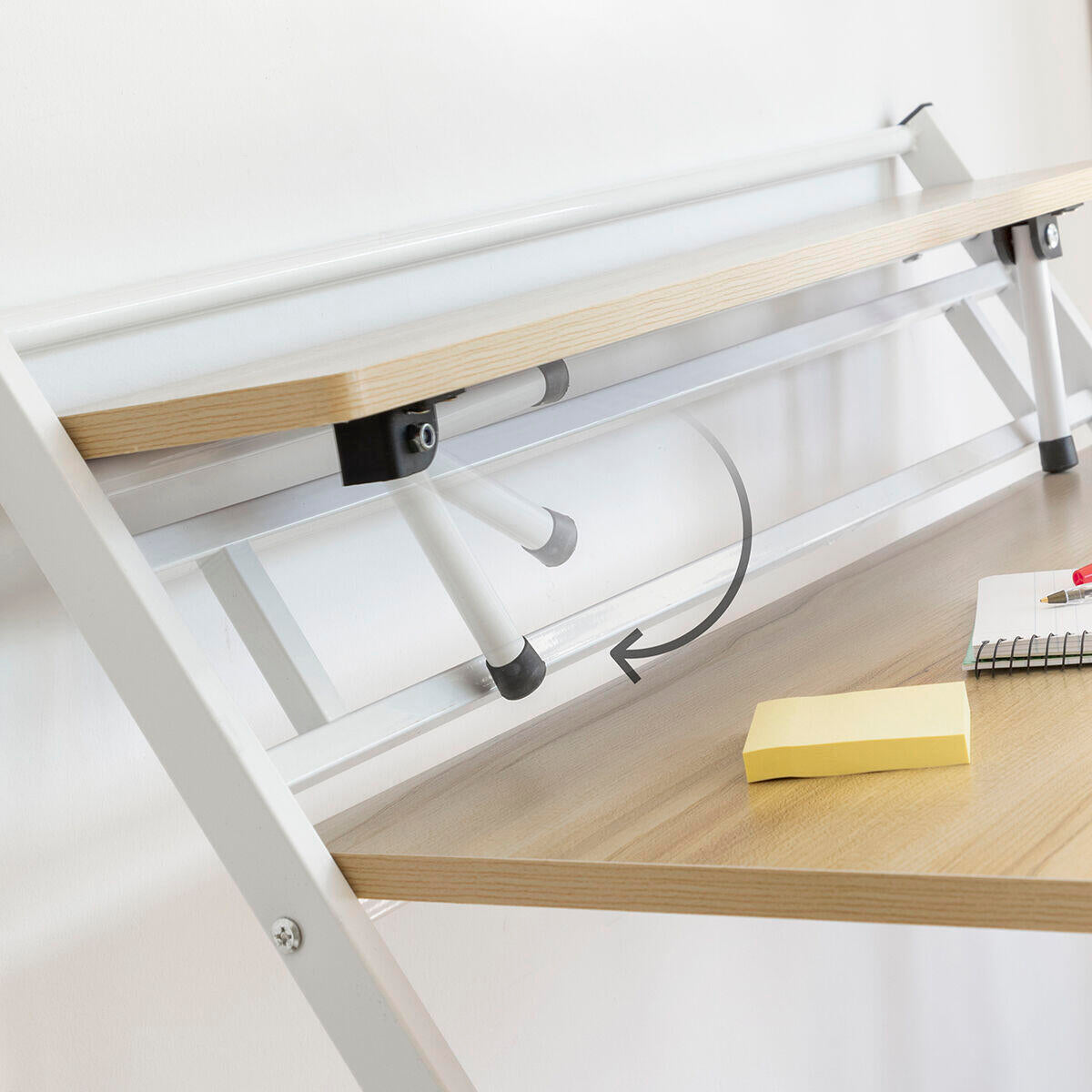 ESCRITORIO PLEGABLE CON ESTANTE